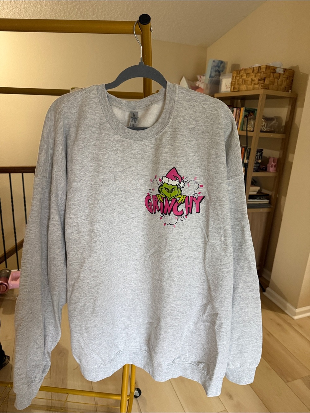 Gildan Light Gray Crewneck Sweatshirt with Pink-Accented Grinch Graphic